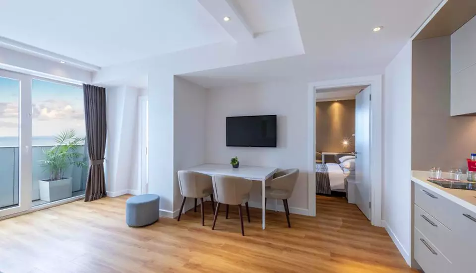 هتل آلیانس پالاس باتومی